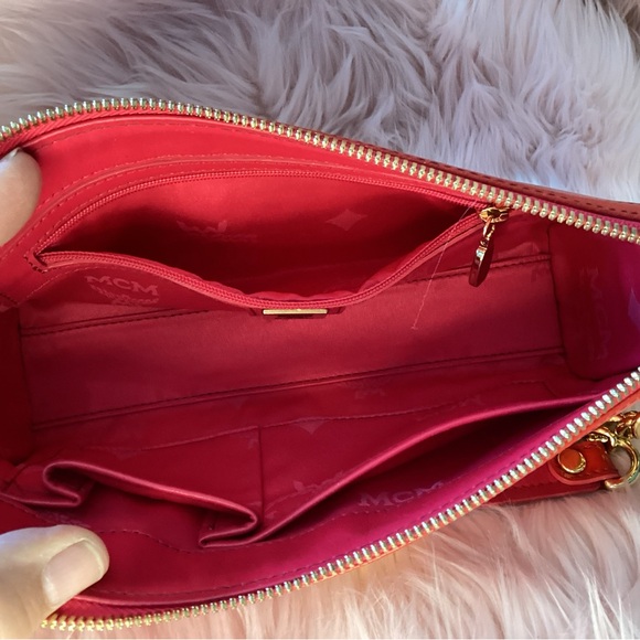 MCM red mini bag with gold chain hand strap and removable crossbody chain strap - Picture 8 of 16